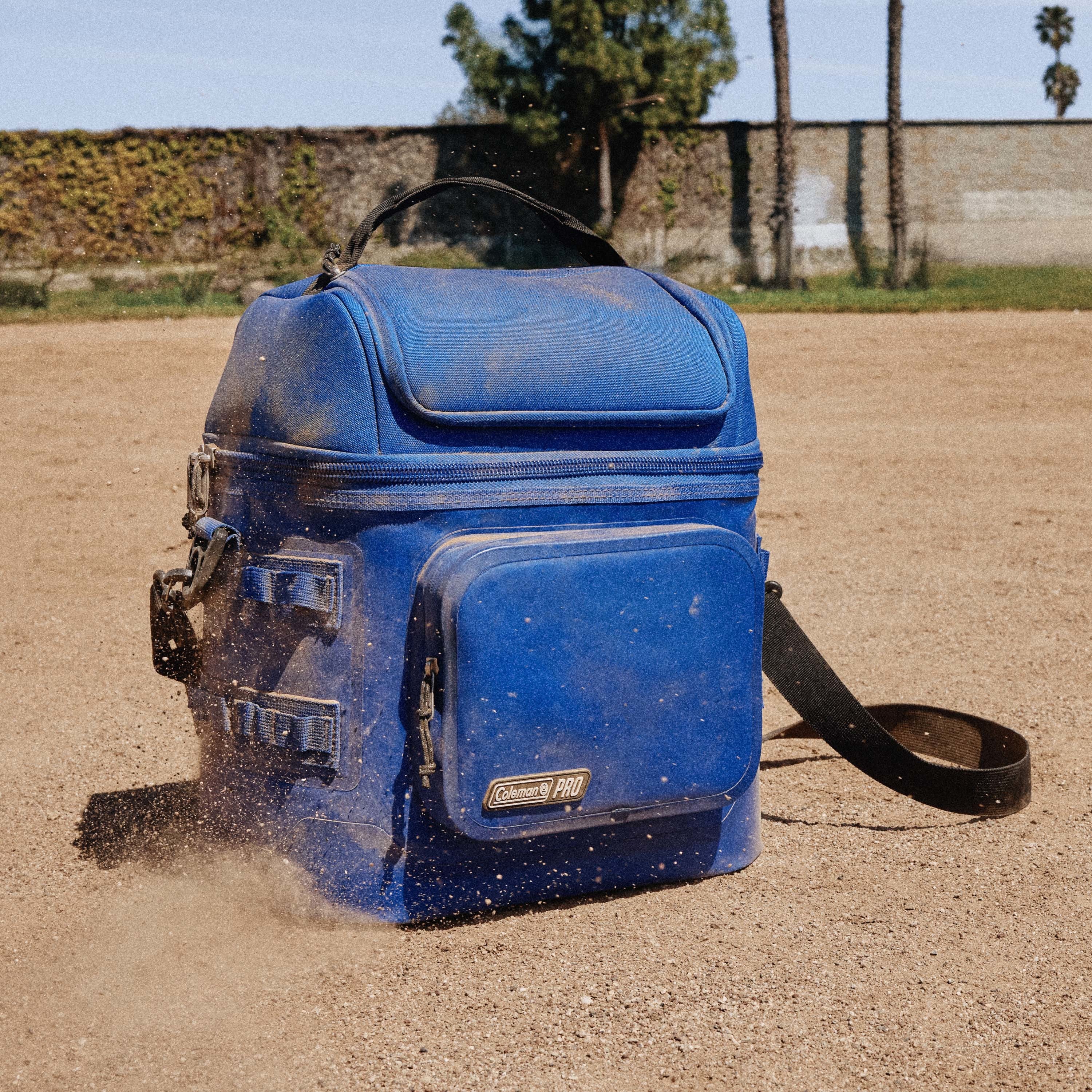 Coleman - PRO Soft Cooler 24 can - Neptune Blue