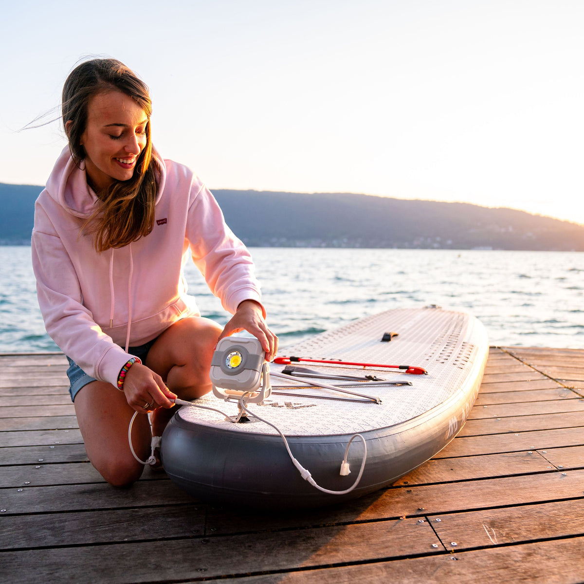 Aqua Marina - GLOW 10'4" All-around iSUP with Ambient Light System - Aqua Marina Canada