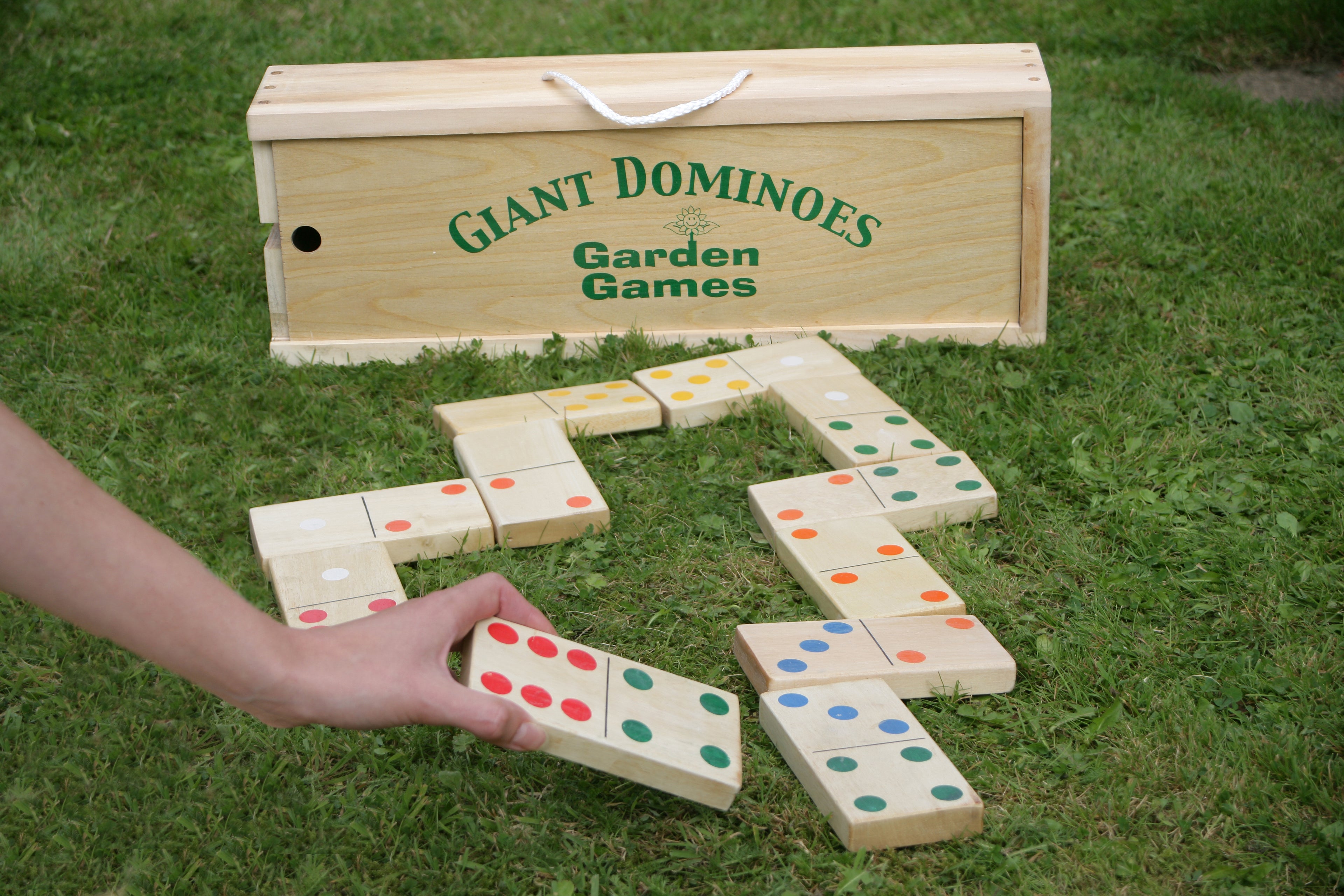 DISCONTINUED --Giant Games - Giant Dominoes