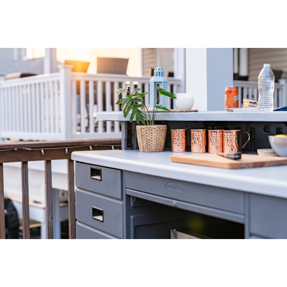Suncast - Backyard Oasis Entertaining Bar - Cool Gray