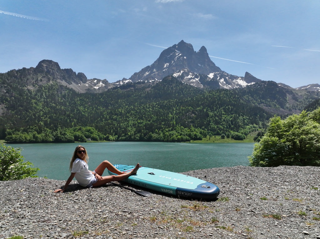 Aqua Marina -- VAPOR 10'4"All-Around Inflatable Stand Up Paddle Board (iSup)