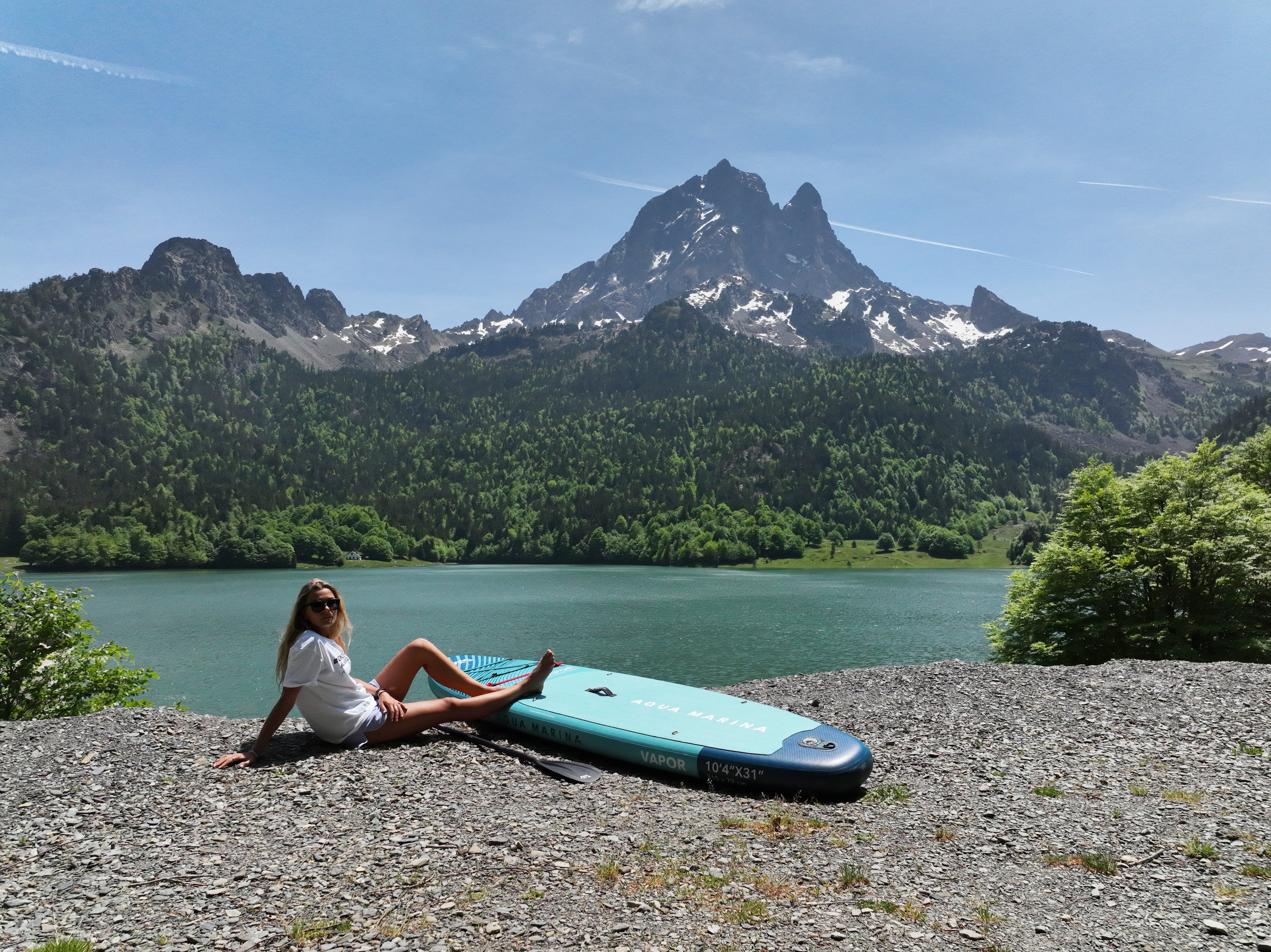 Aqua Marina -- VAPOR 10'4"All-Around Inflatable Stand Up Paddle Board (iSup)