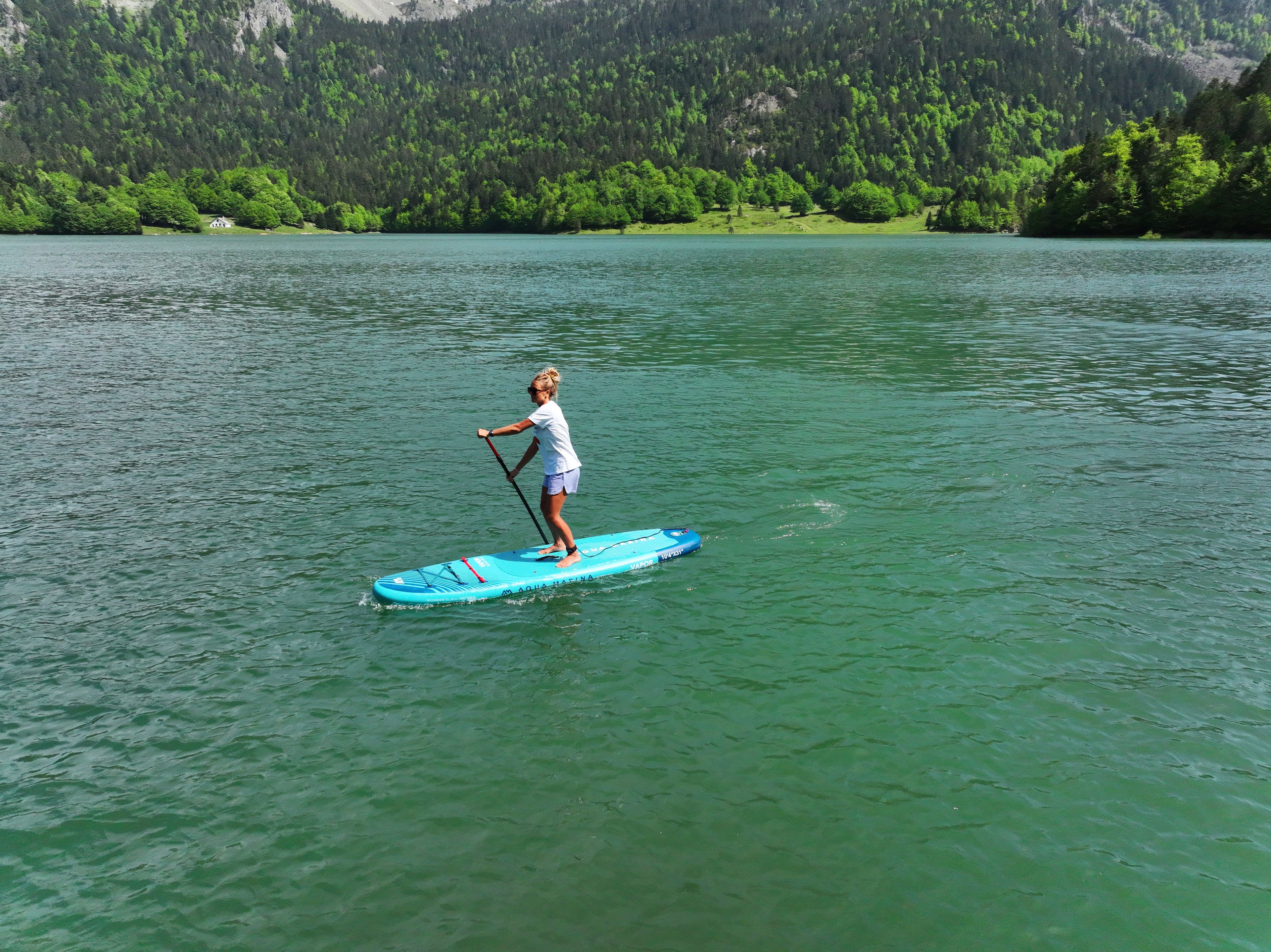 Aqua Marina -- VAPOR 10'4"All-Around Inflatable Stand Up Paddle Board (iSup)