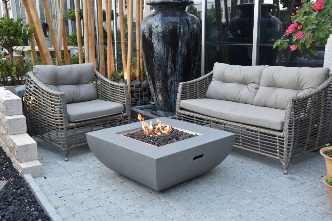 Westport Fire Table - Light Gray - Natural Gas - Detail View - Elementi Fires