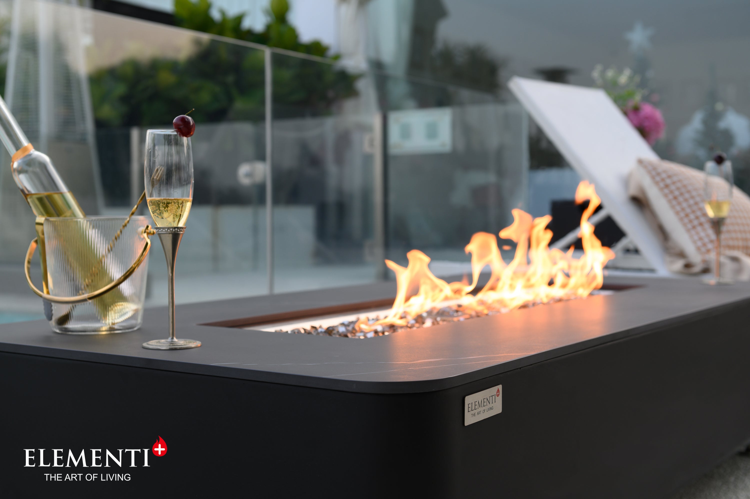 Elementi Plus - Valencia Porcelain Top Fire Table - Black Rectangle – Natural Gas