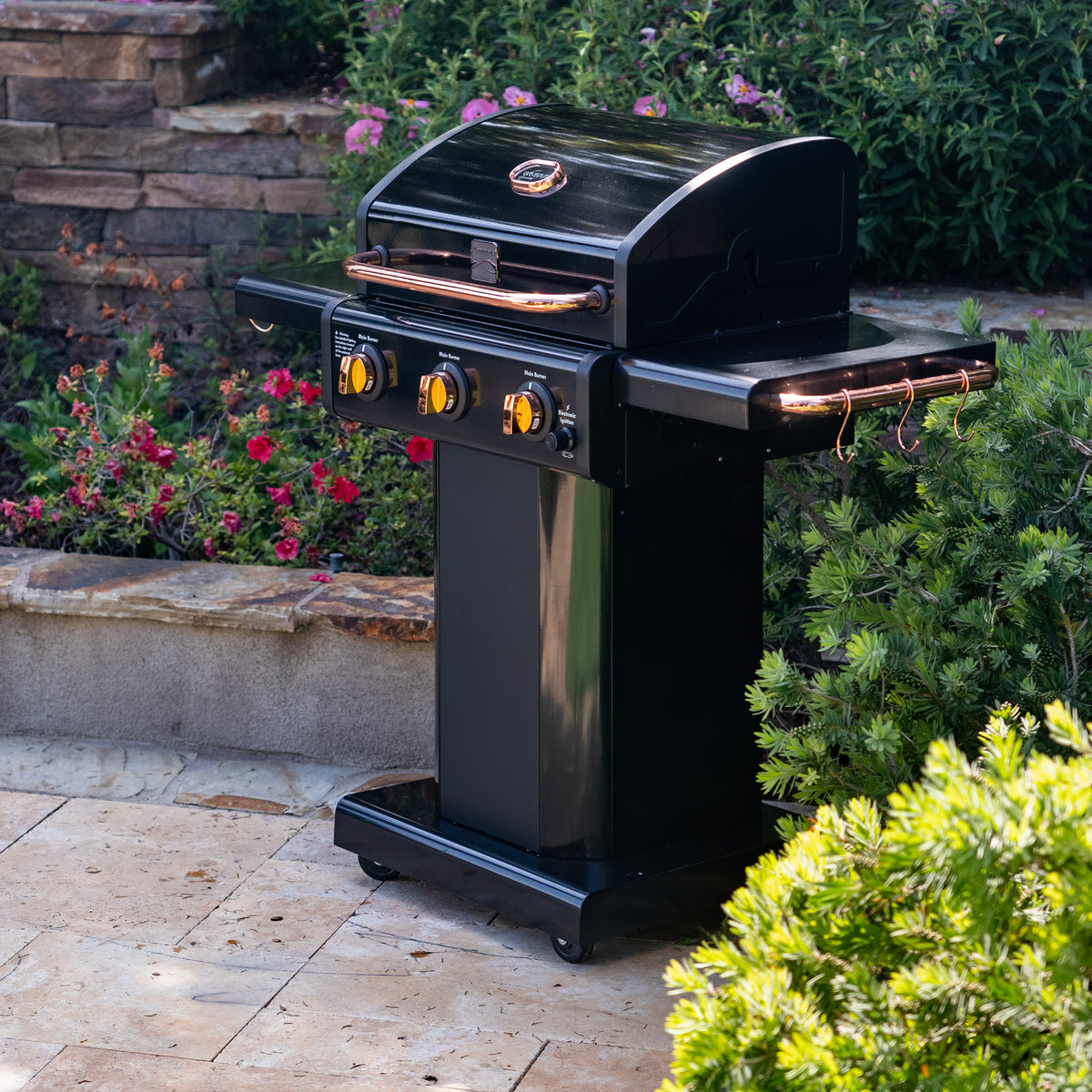 Kenmore - 3 Burner Pedestal Gas Grill - Black/Copper