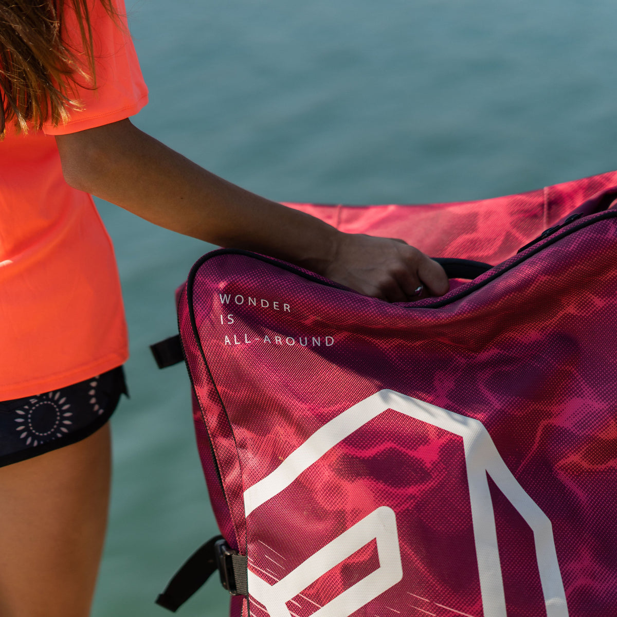 Aqua Marina - Premium Luggage Bag - (Raspberry) with rolling wheel 132L - Aqua Marina