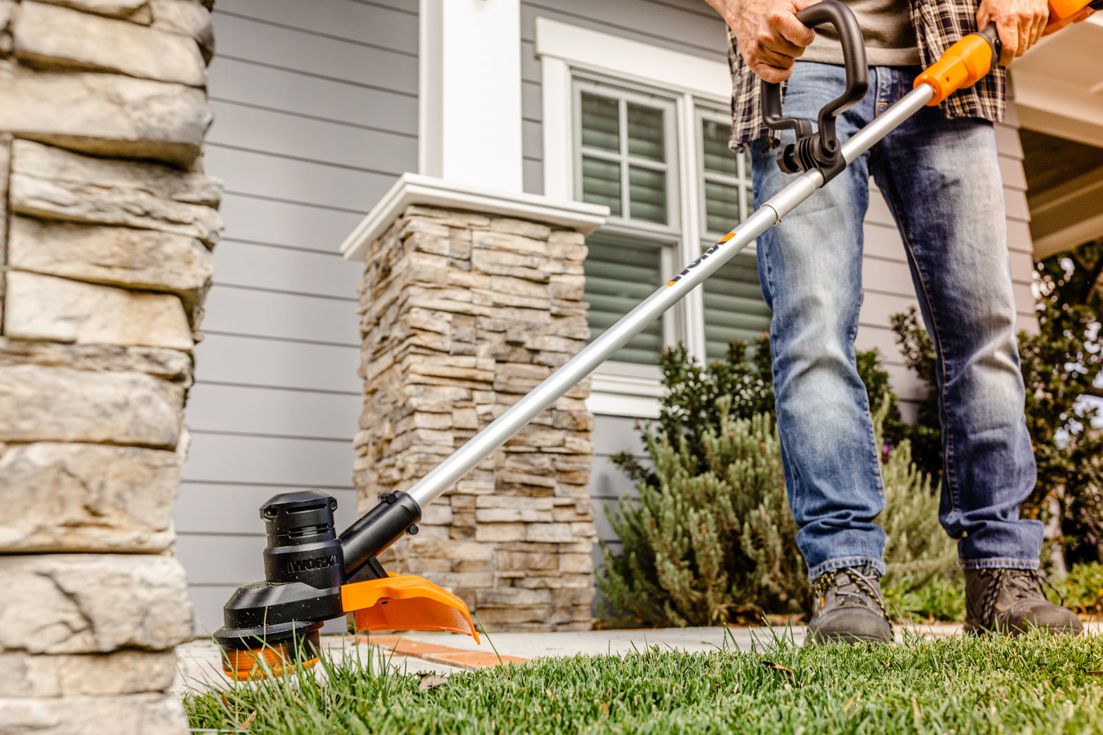 Worx -- 40V Grass Trimmer