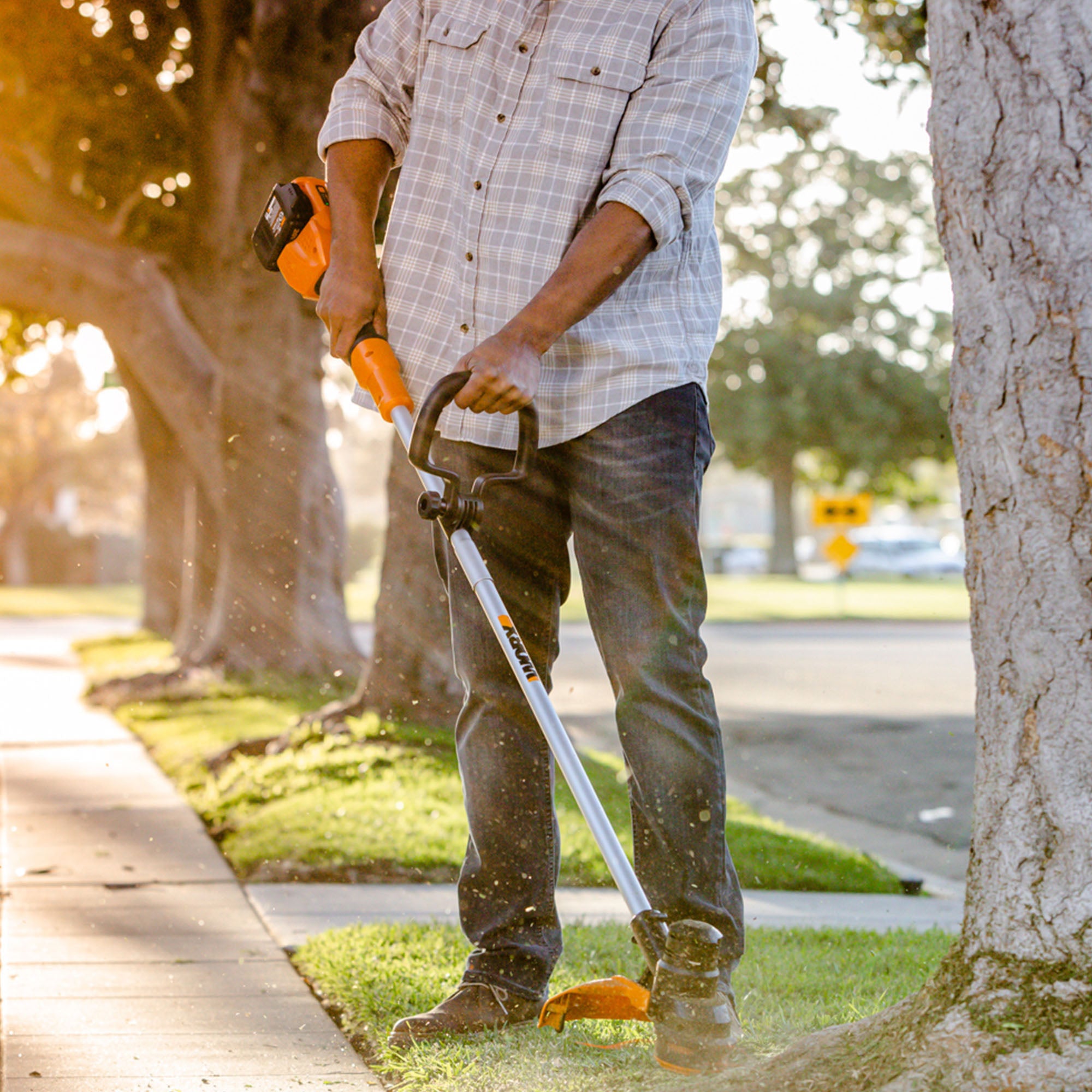 Worx -- 40V Grass Trimmer