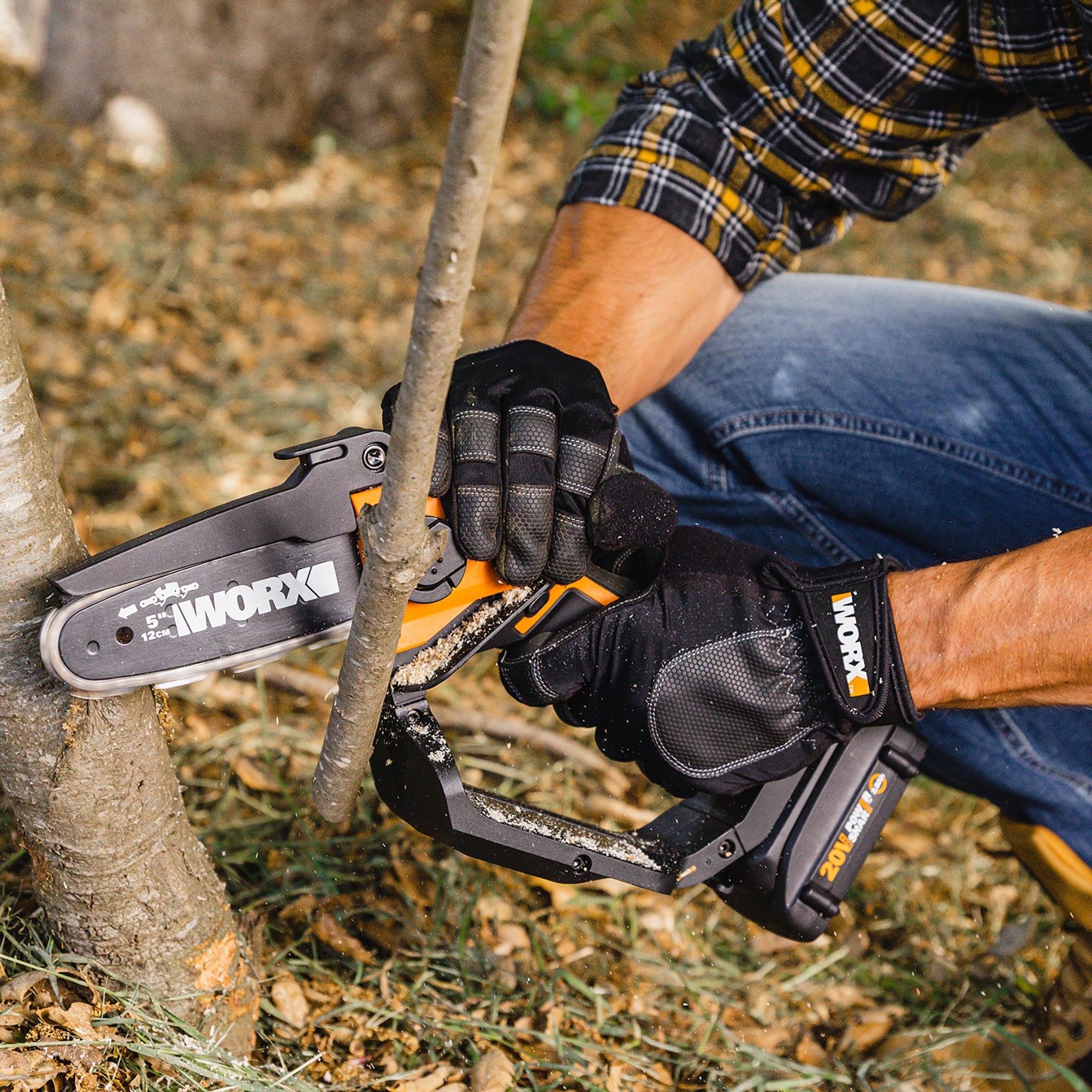 Worx -- 20V 5” Pruning Saw