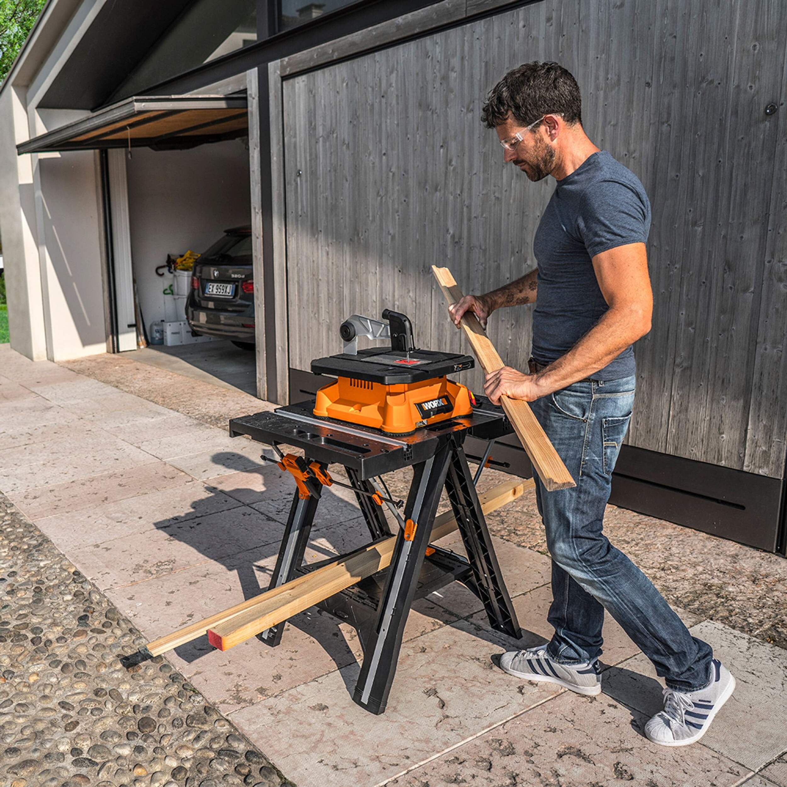 Worx - Pegasus Foldable Worktable / Sawhorse with Quick Clamps