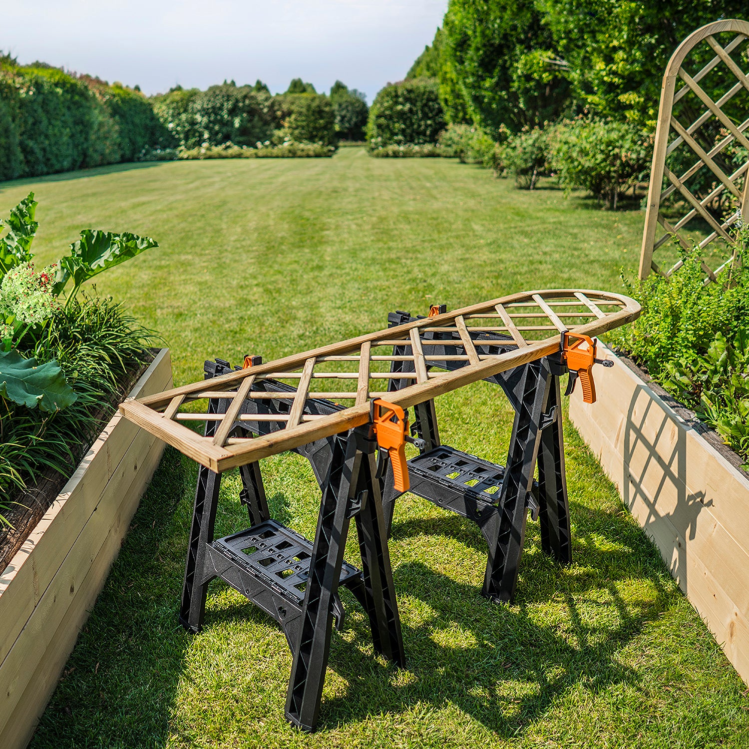 Worx - Clamping Sawhorses with Bar Clamps